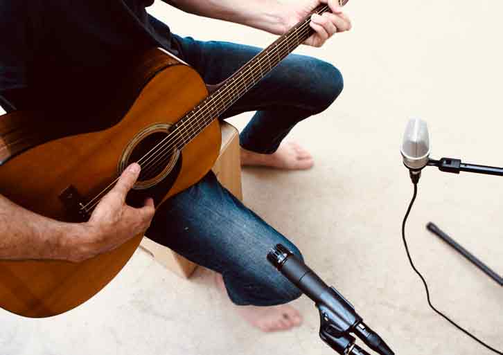 recording acoustic guit 4